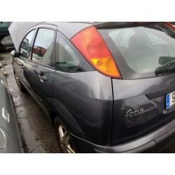 ford focus berlina (cak) del año 2003