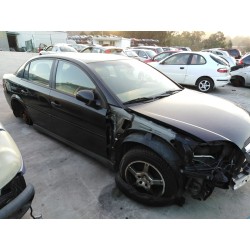 opel vectra c berlina del año 2003