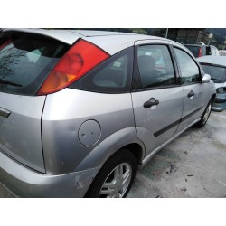 ford focus berlina (cak) del año 1999