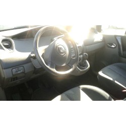 renault scenic ii del año 2004