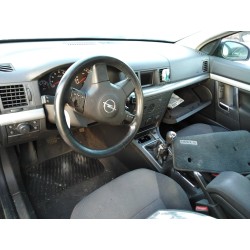opel vectra c berlina del año 2003