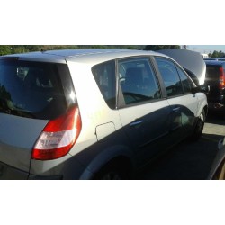 renault scenic ii del año 2004