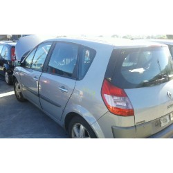 renault scenic ii del año 2004