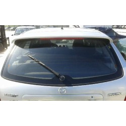 mazda 323 berl. f/s (bj) del año 2002