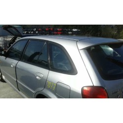 mazda 323 berl. f/s (bj) del año 2002