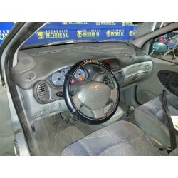 renault scenic (ja..) del año 2001