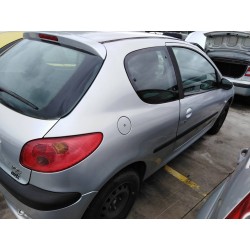 peugeot 206 berlina del año 2003