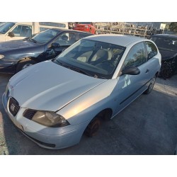 seat ibiza (6l1) del año 2003