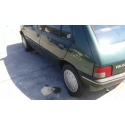 peugeot 205 berlina del año 1998