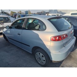 seat ibiza (6l1) del año 2003