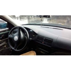 volkswagen golf iv berlina (1j1) del año 2000