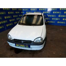 opel corsa b del año 1950