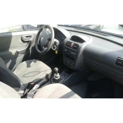 opel corsa c del año 2002