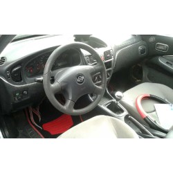 nissan almera (n16/e) del año 2001