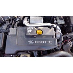 opel vectra b berlina del año 2000