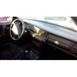 opel vectra b berlina del año 2000