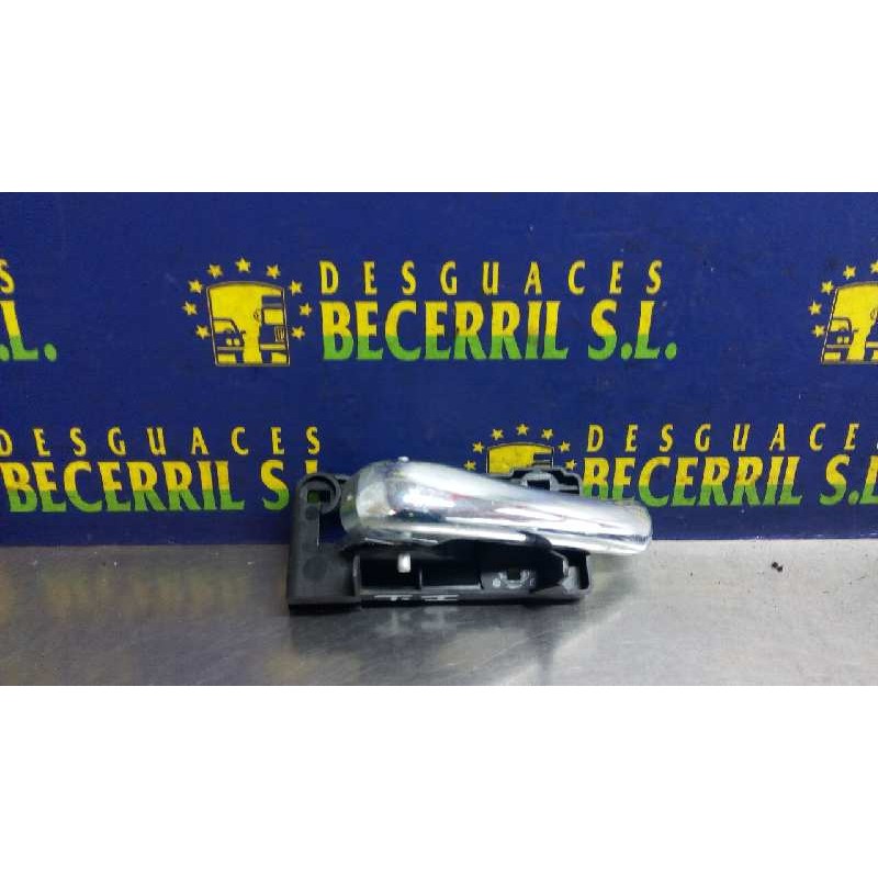 Recambio de maneta interior trasera izquierda para alfa romeo 147 (190) 1.6 t.spark distinctive referencia OEM IAM Recambio de maneta interior trasera izquierda para alfa romeo 147 (190) 1.6 t.spark distinctive referencia OEM IAM