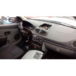 renault clio iii del año 2006