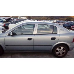 opel astra g berlina del año 2001