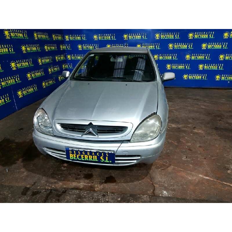 citroen xsara berlina del año 2001