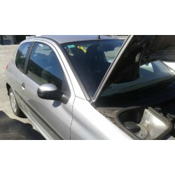 peugeot 206 berlina del año 1999
