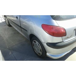 peugeot 206 berlina del año 1999