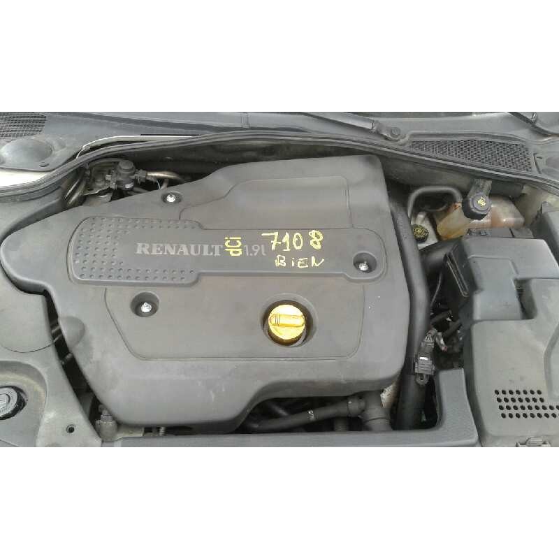 renault laguna ii (bg0) del año 2002