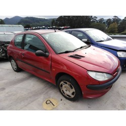 peugeot 206 berlina del año 2002
