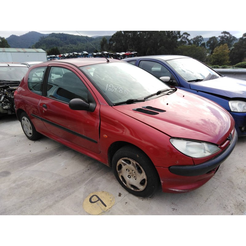 peugeot 206 berlina del año 2002