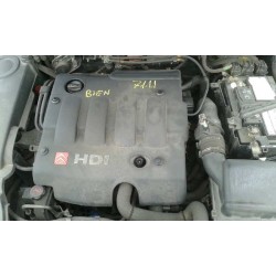 citroen xsara berlina del año 2001