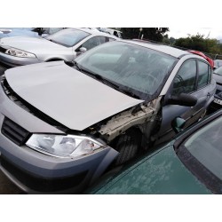 renault megane ii classic berlina del año 2004