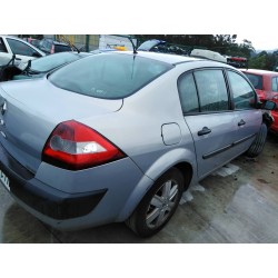 renault megane ii classic berlina del año 2004