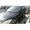 ford focus berlina (cak) del año 2000