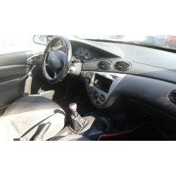 ford focus berlina (cak) del año 2000