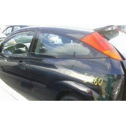 ford focus berlina (cak) del año 2000