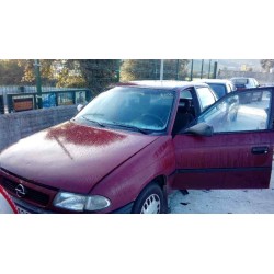 opel astra f berlina del año 1994