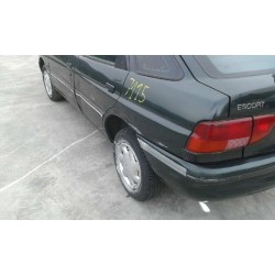 ford escort berlina/turnier del año 1994