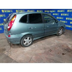nissan almera tino (v10m) del año 2001