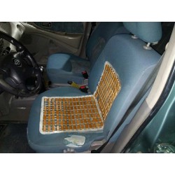 nissan almera tino (v10m) del año 2001