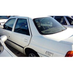 ford escort berlina/turnier del año 1993