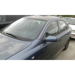 opel astra g berlina del año 1998