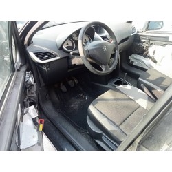 peugeot 207 del año 2009