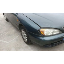 nissan primera berlina (p11) del año 2001