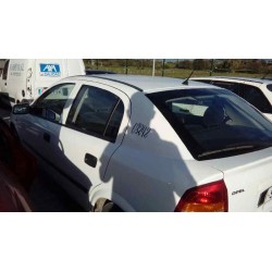opel astra g berlina del año 1999