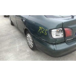 nissan primera berlina (p11) del año 2001