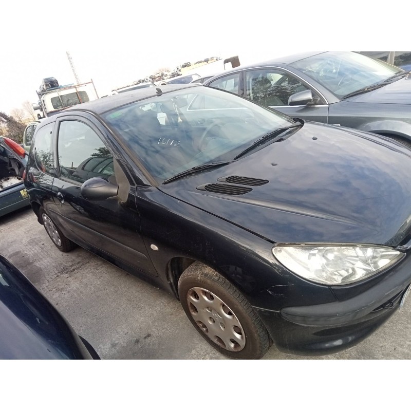 peugeot 206 berlina del año 2004
