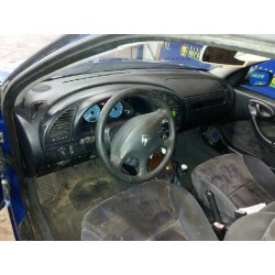 citroen xsara berlina del año 2000