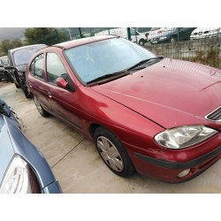 renault megane i fase 2 berlina (ba0) del año 2001