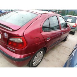 renault megane i fase 2 berlina (ba0) del año 2001