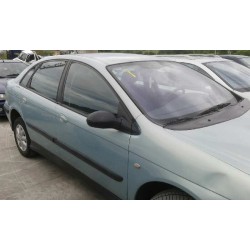 citroen c5 berlina del año 2001